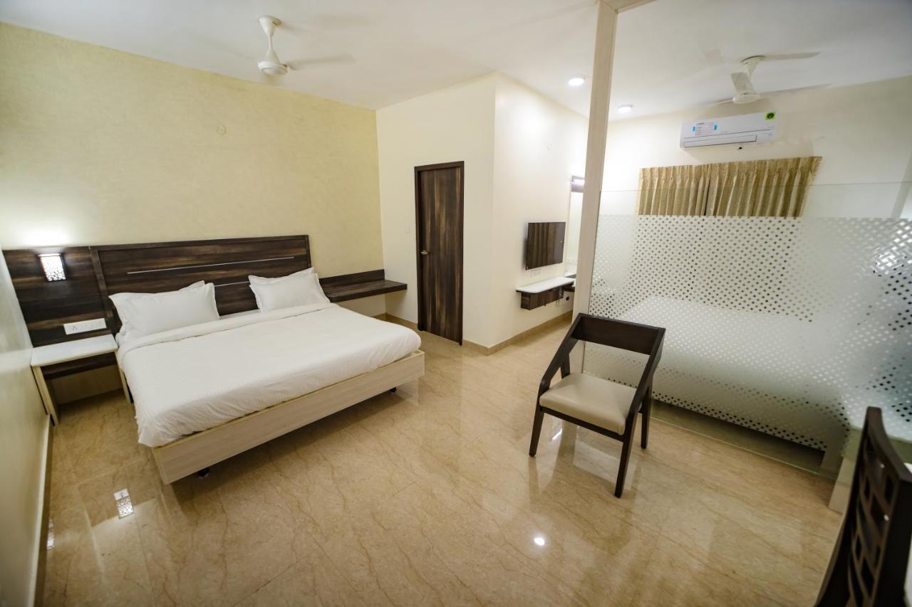 Avenue 11 Premium Stays Madurai Esterno foto